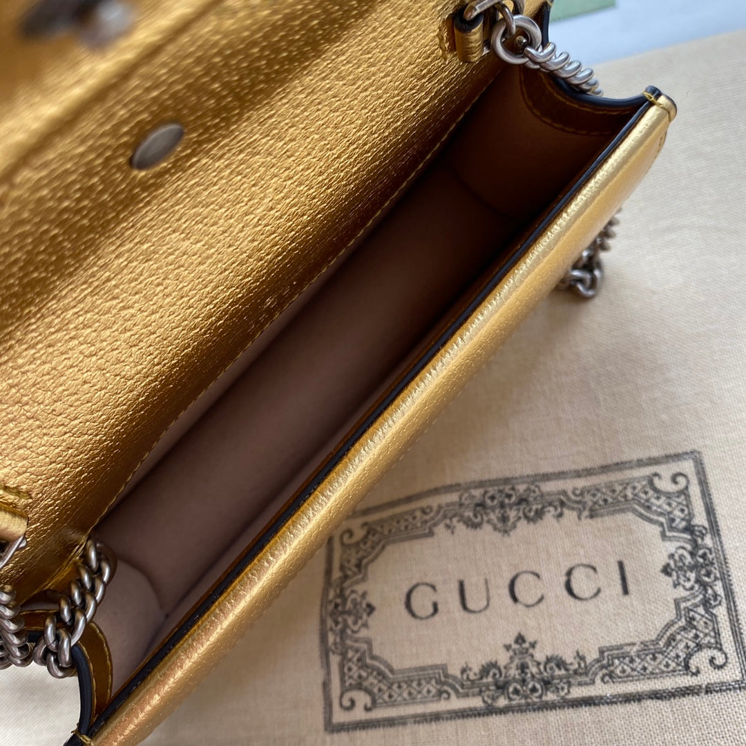 Bolsa Gucci Dionysus Super Mini Metalizada