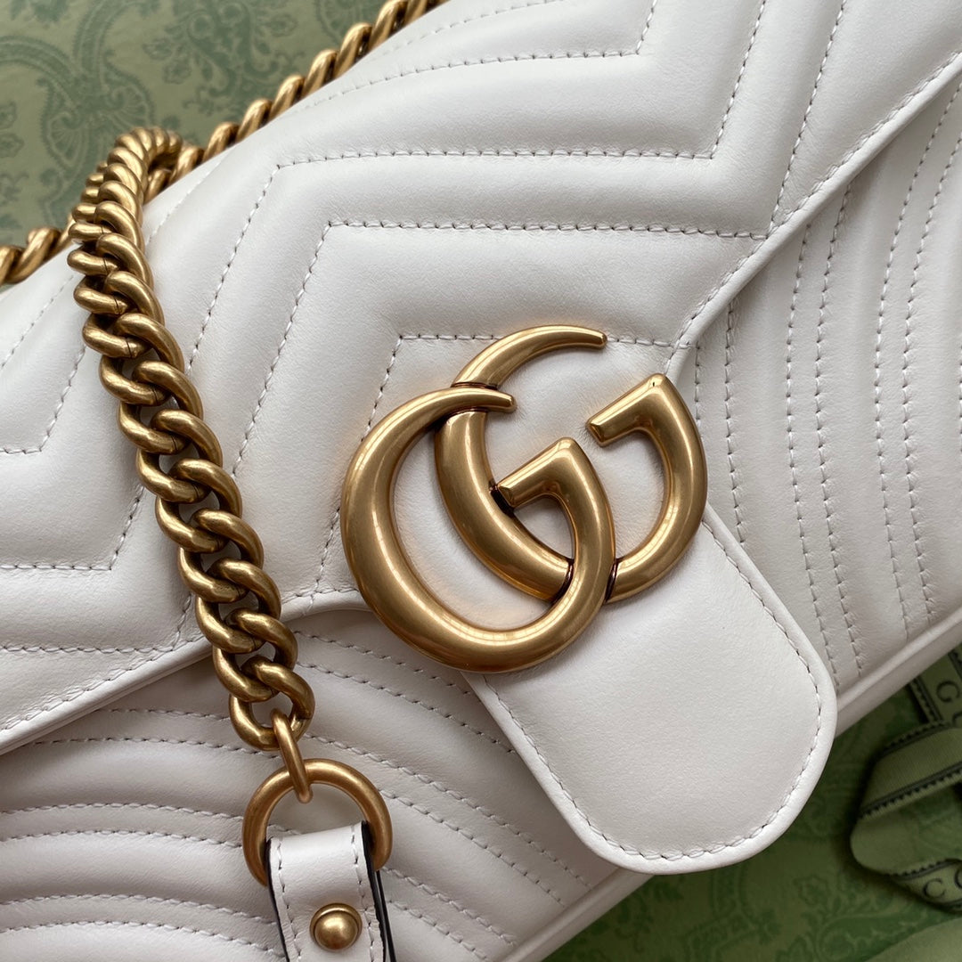 Bolsa Gucci GG Marmont Matelassê Grande